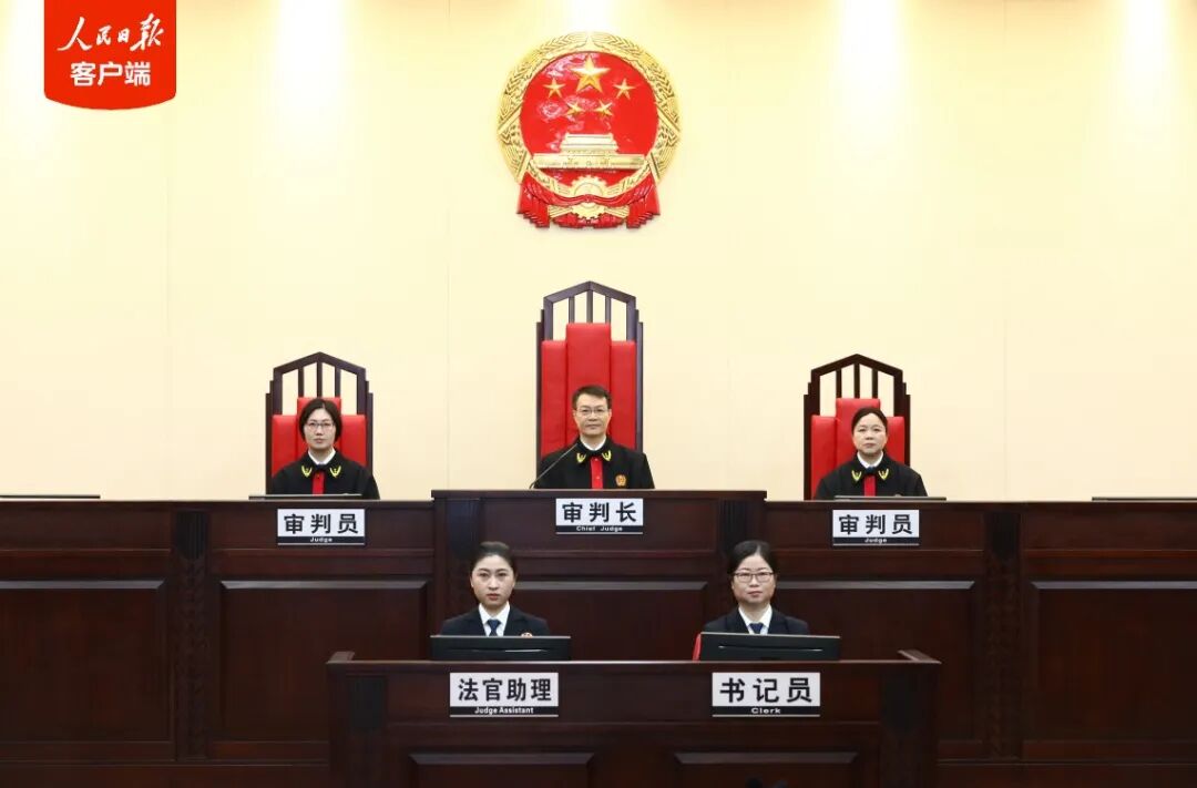 9cf55c43-167d-4c45-b42e-a78eabd5d87b.jpg